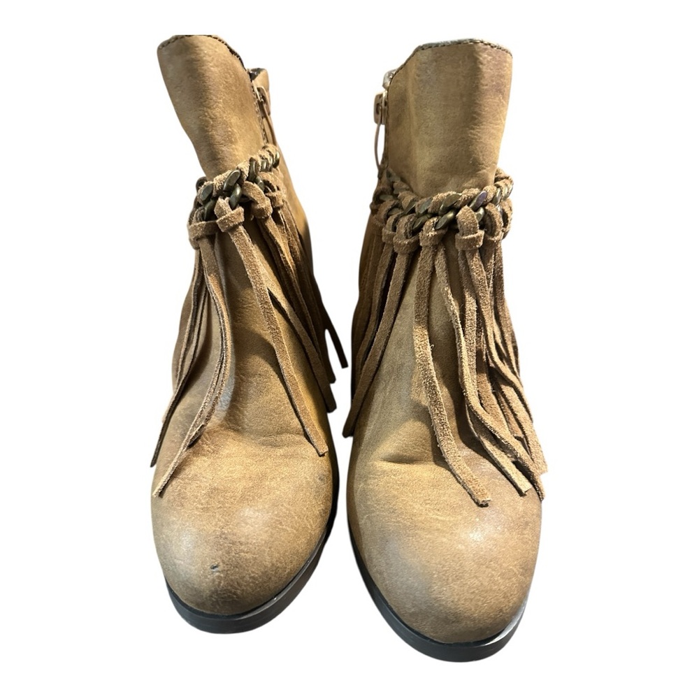 Sbicca Tan Suede Ankle Boots with Crepe Sole